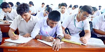 অপরিচিতা গল্পের ১৩টি বহুনির্বাচনি প্রশ্ন ও উত্তর, ১ম পর্ব, দ্বাদশ শ্রেণির বাংলা ১ম পত্র